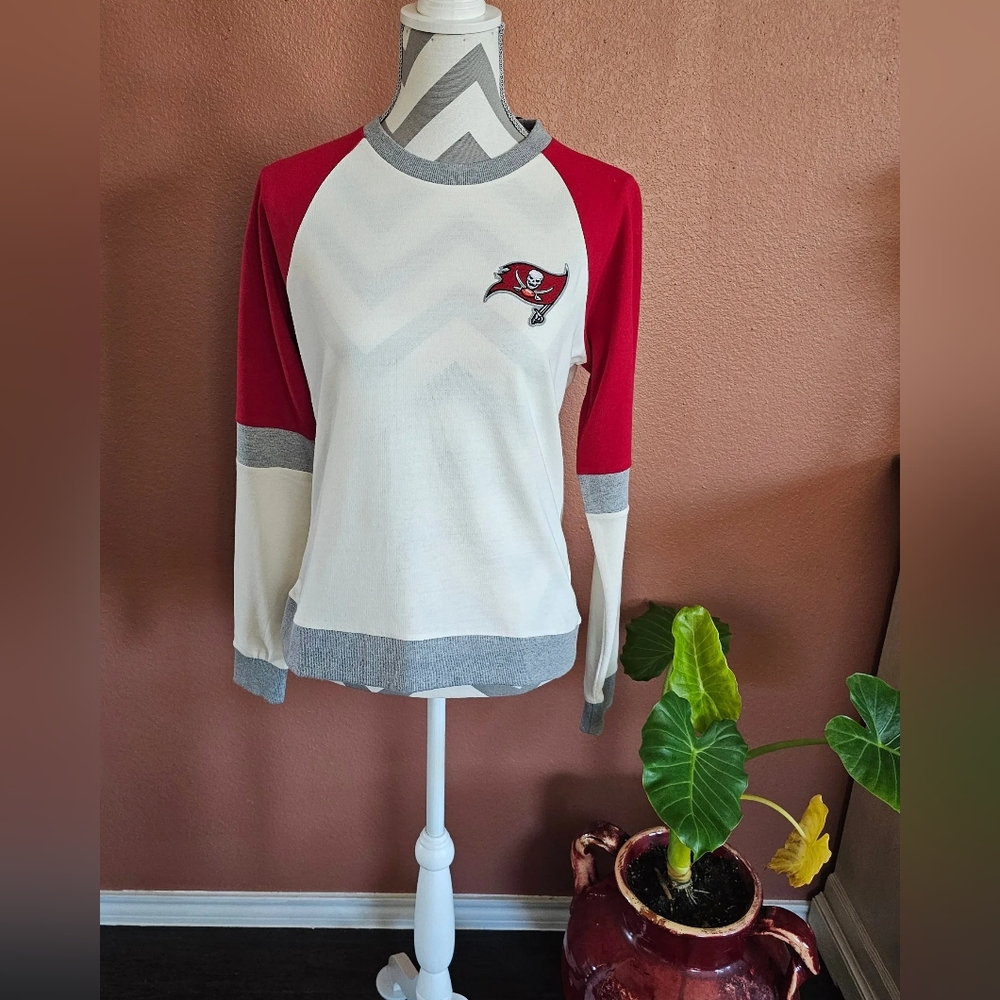 Tampa Bay Buccaneers Sweater
